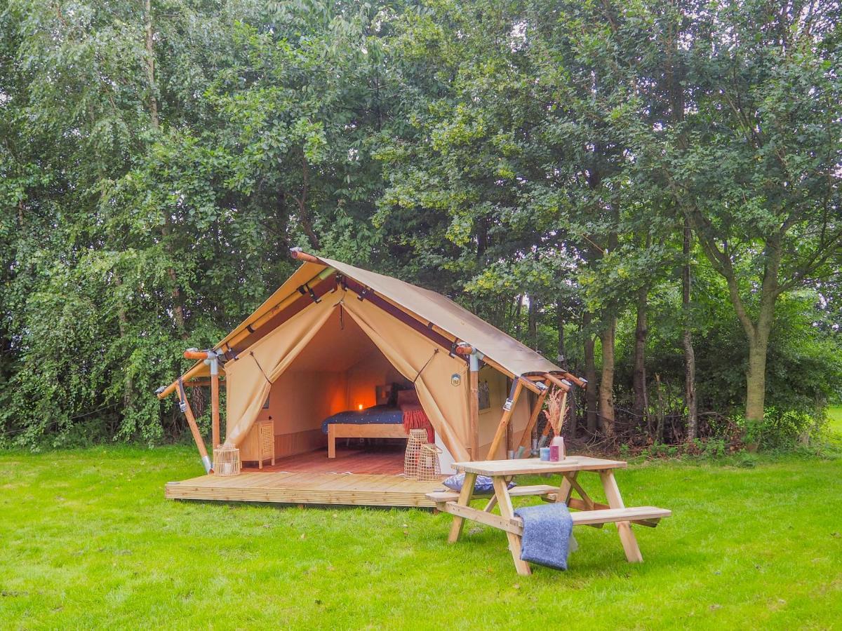 Grytmanshoeve, Vakantiehuis Met Glamping Bed & Breakfast Niawier Exterior photo